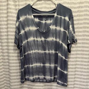 Blue & white tye dye American Eagle tee